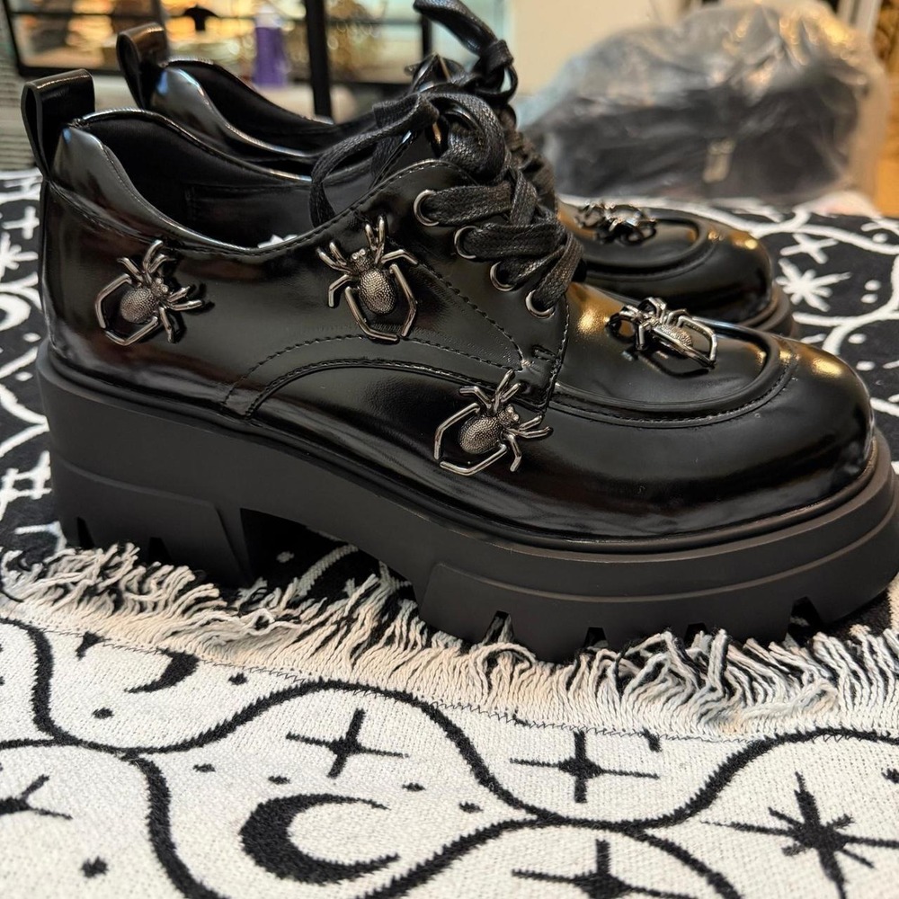 Killstar spider‎ charm oxford shoes size US 8 - Picture 4 of 5